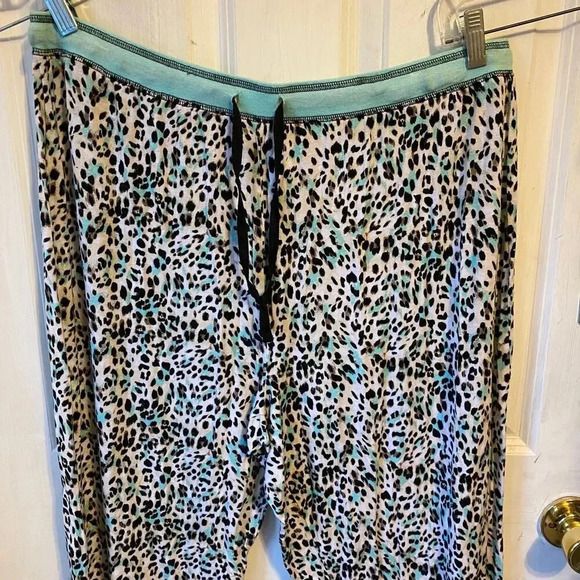 Just Be Leopard Print Soft Casual Pull On Pants Pj Pants Women Plus Size 2X - Picture 5 of 5